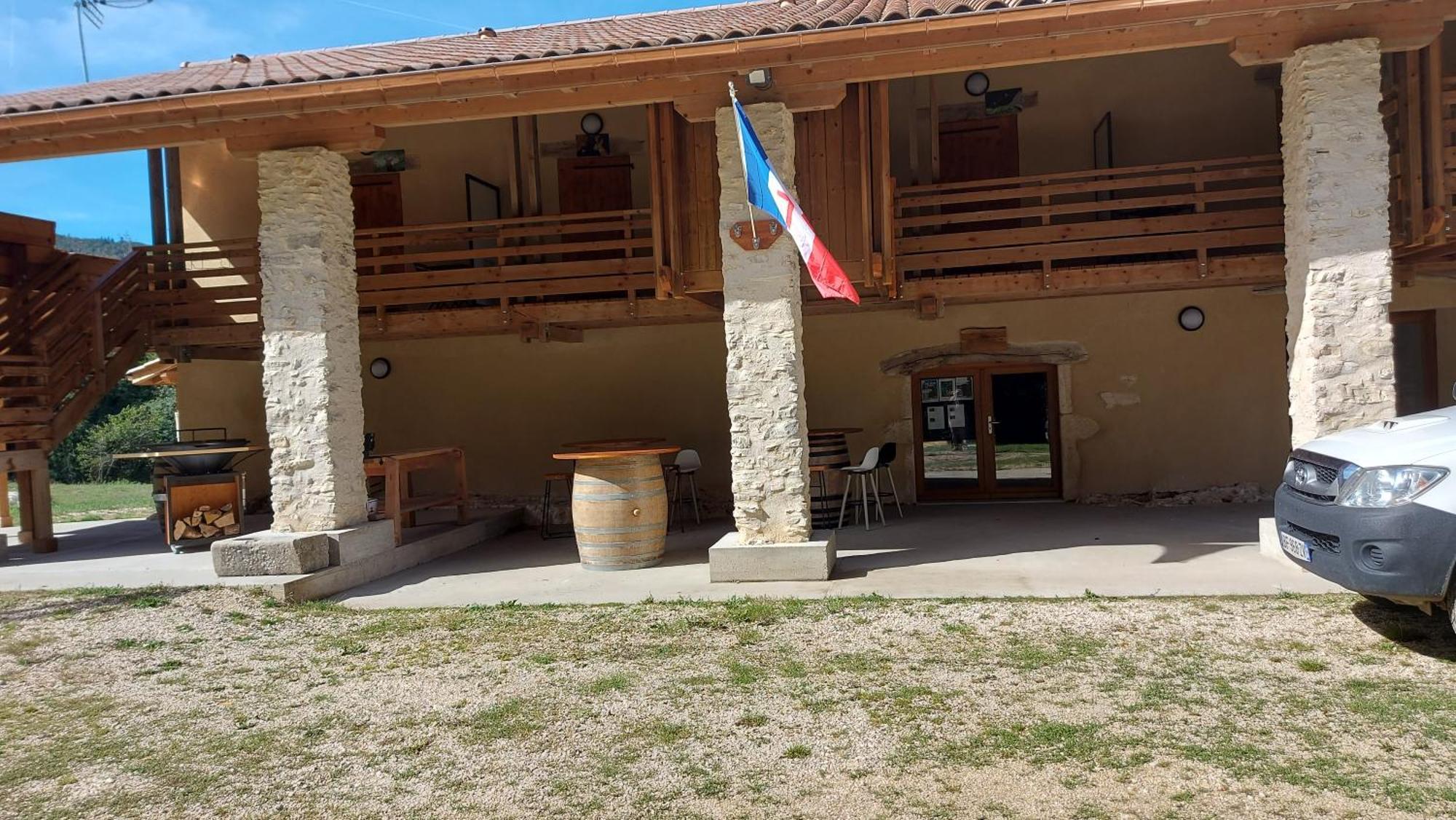 Gite De Dragoux Bouvante Bagian luar foto
